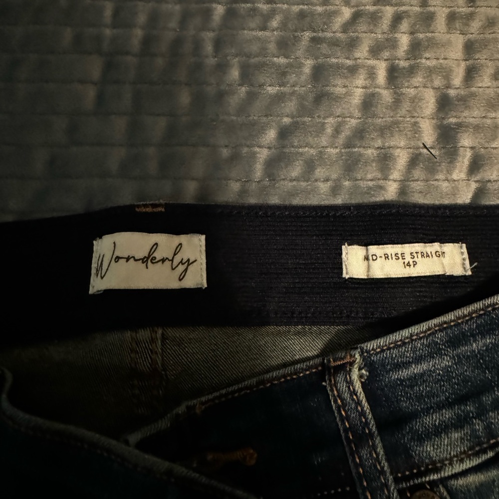 Jeans - Picture 2 of 3